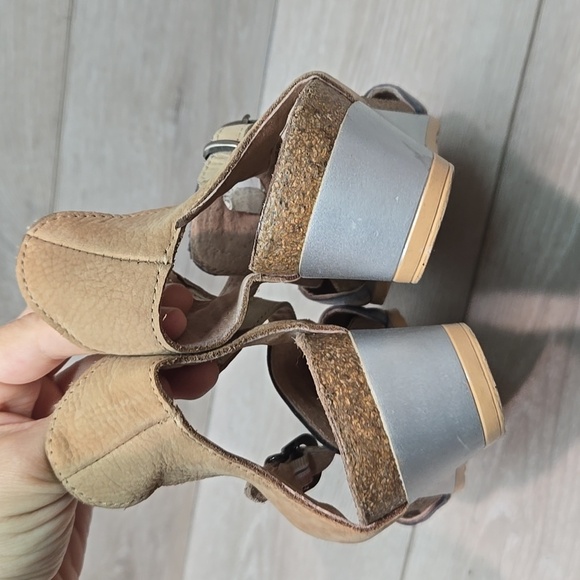 Naot Women Fiona Leather Wedge Sandals Open Toe Shoes Sz 38/7 - Picture 6 of 11